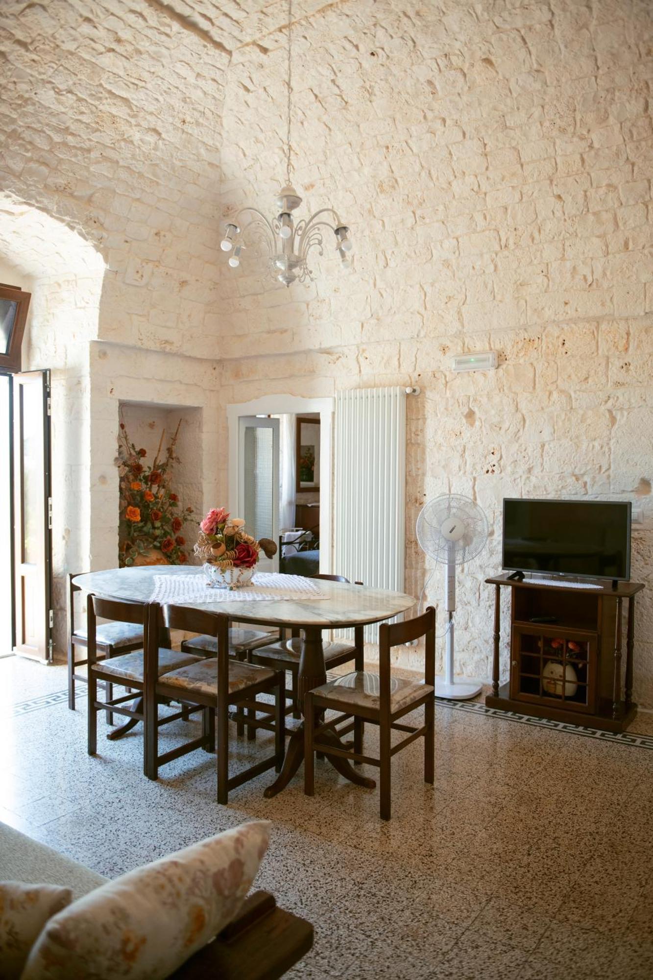 Holiday Home Cosimo โลโกโรตอนโด ภายนอก รูปภาพ